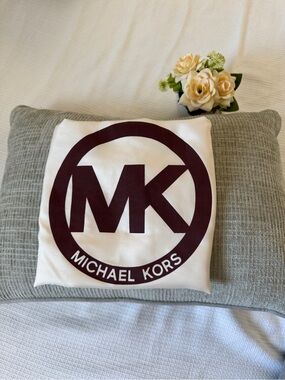 MICHAEL KORS dust bag CREAM WITH BROWN MK Logo 22” x 22” like new authentic
